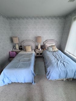 2 complete single bed sets