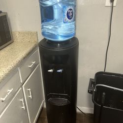 Water Dispenser 