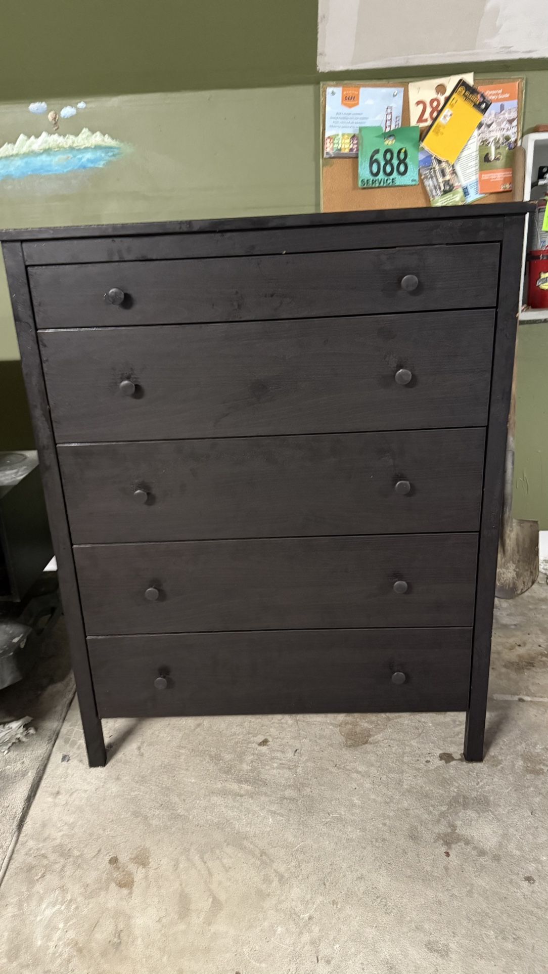 Dresser