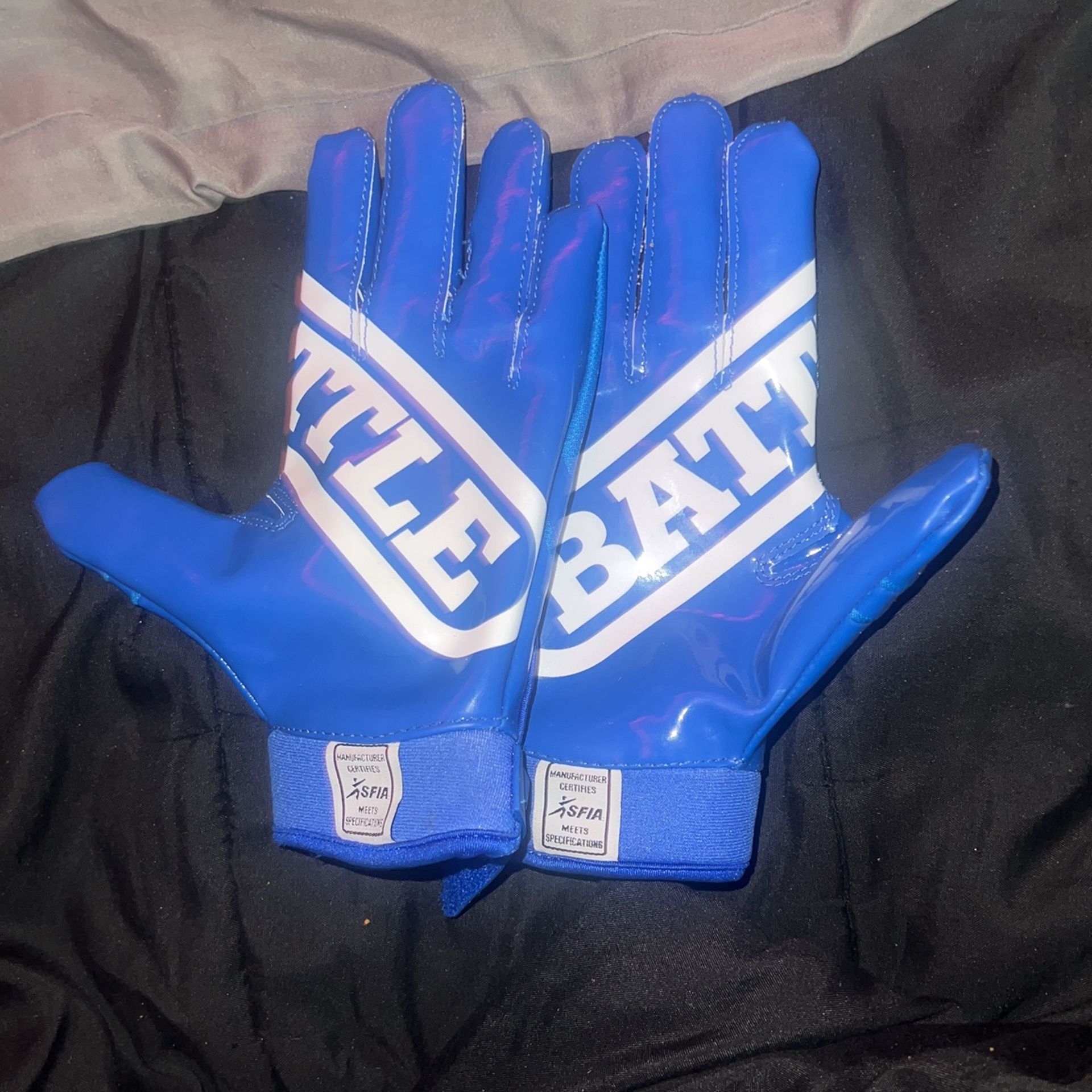 BATTLE FOOTBALL GLOVES BLUE