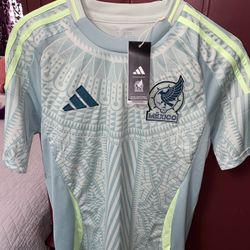 Adidas Men's Green Shirt 