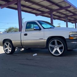 Strada Perfettos 24” New Condition Tires About 85%