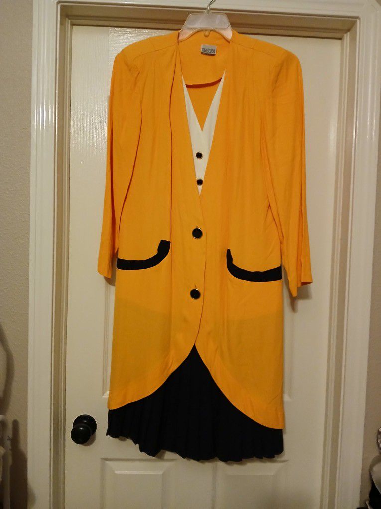 Vintage Ladies Size 14 Dress Yellow & Black Worn Once 