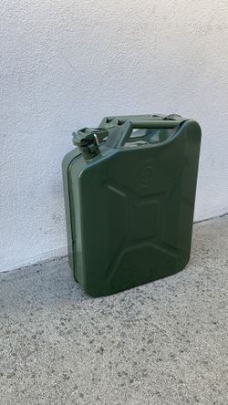 20L Green Jerry Can w Spout