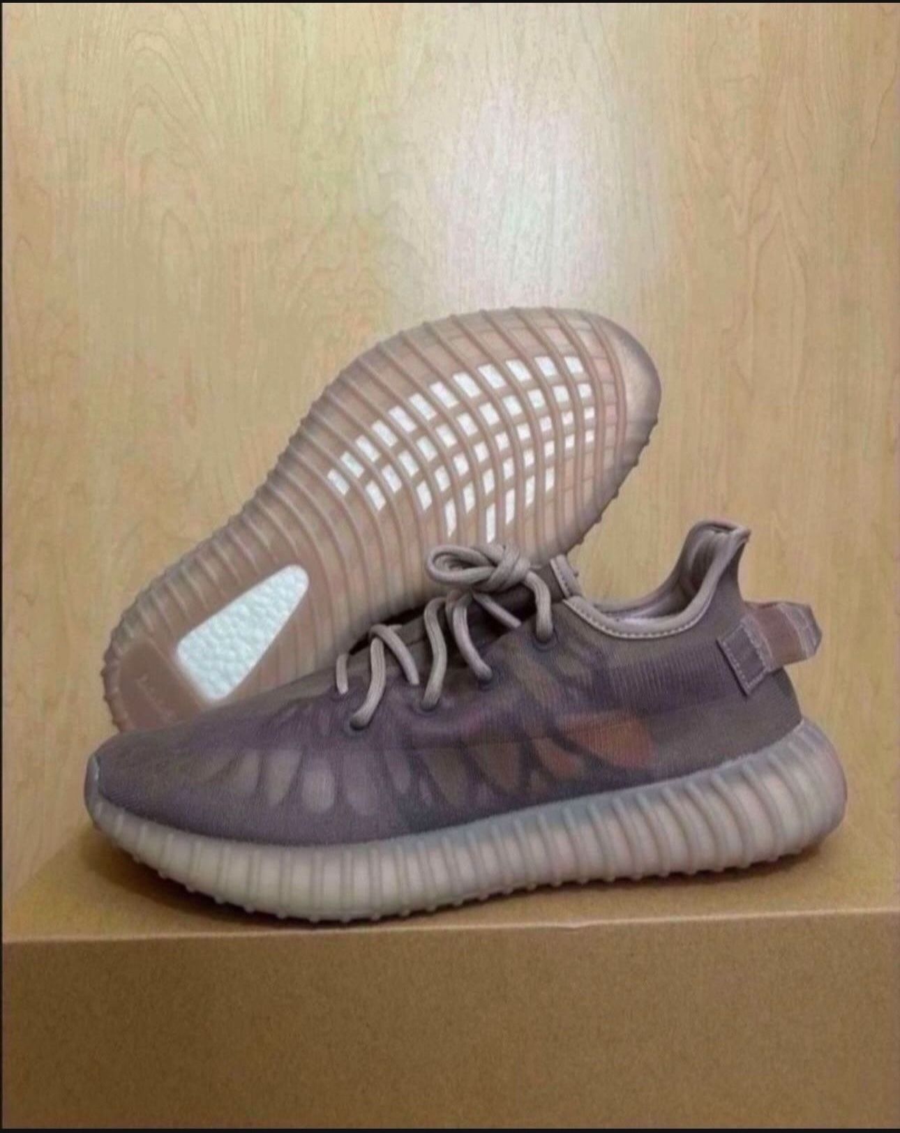 Adidas Yeezy 350 v2 Mono Mist GW2871 Men’s Shoes Size 10.5 Brand New