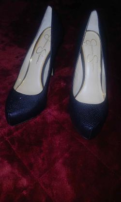 Jessica Simpson Black Textured Snakeskin Platform Pumps / High Heels