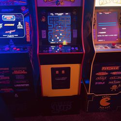 Arcade1up Pac-Man Legacy Arcade Machine w/ Riser