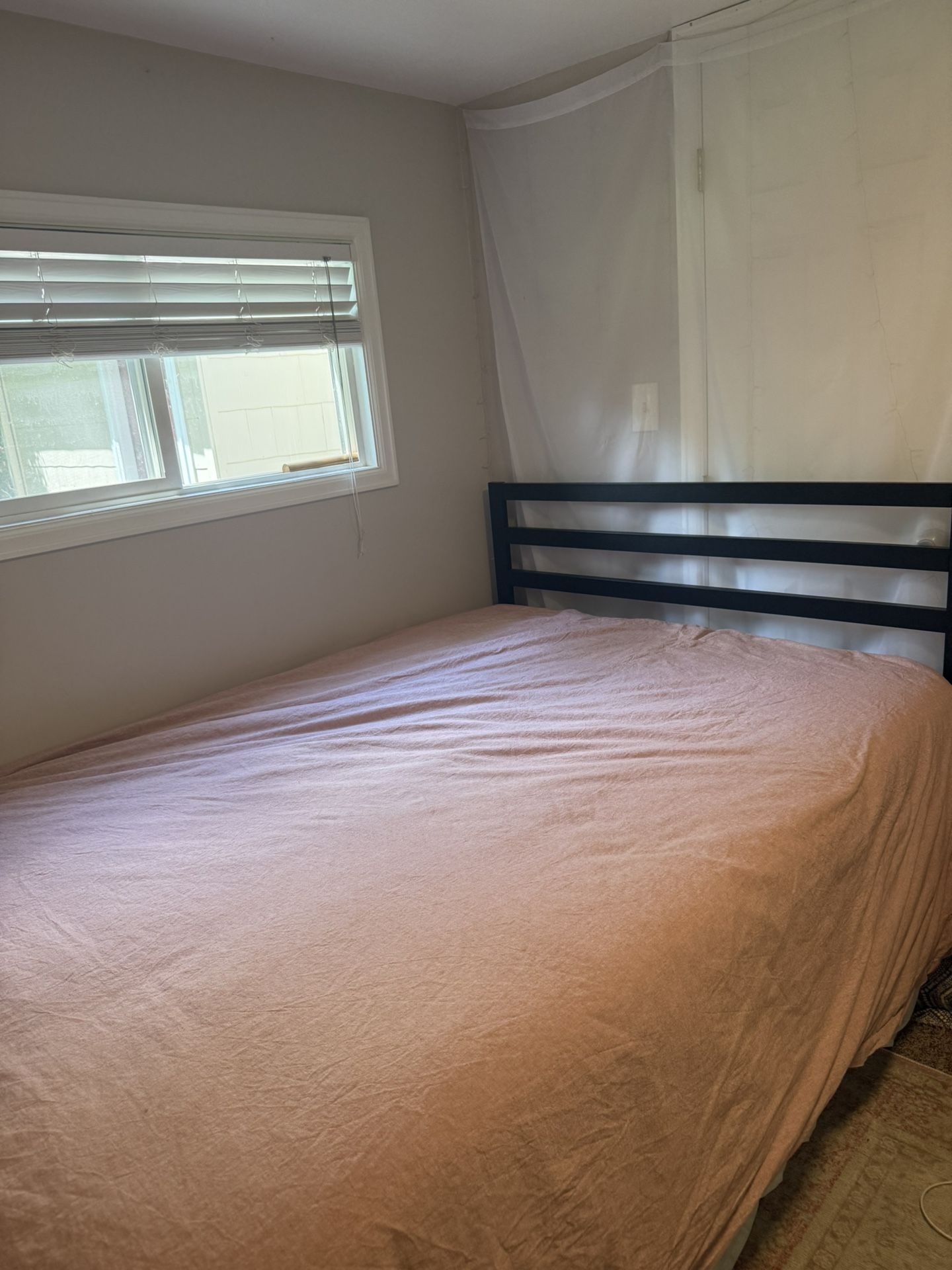 Bed Frame +Mattress