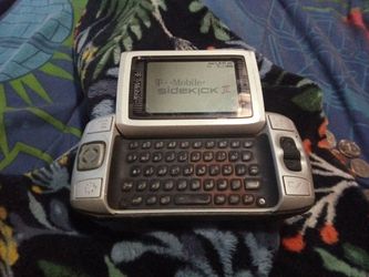 Sidekick phone vintage