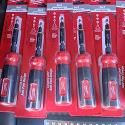 Milwaukee 8in1 screwdriver