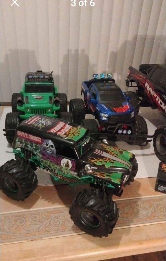 Lot Of For AV Remote Control Cars Read Description