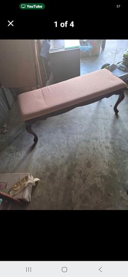 Queen Ann bench