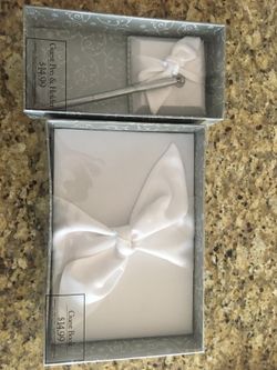New Wedding Guest Book and Pen Set