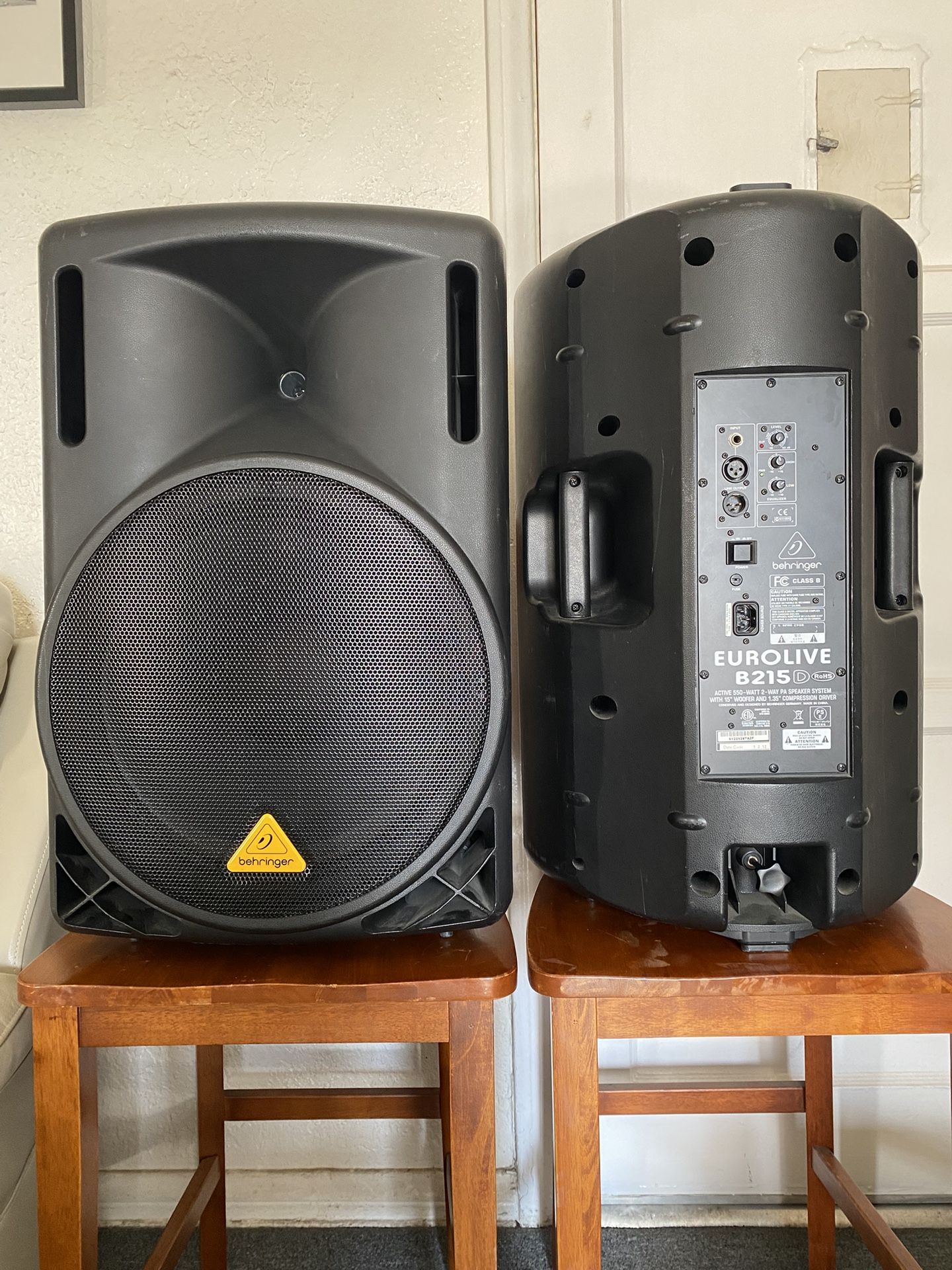 BEHRINGER SPEAKERS