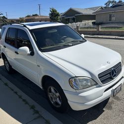 2000 Mercedes-Benz M-Class