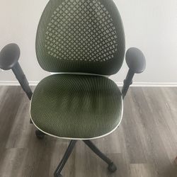Autonomous AvoChair Mesh