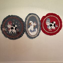 Painted Fabric Hoops $5