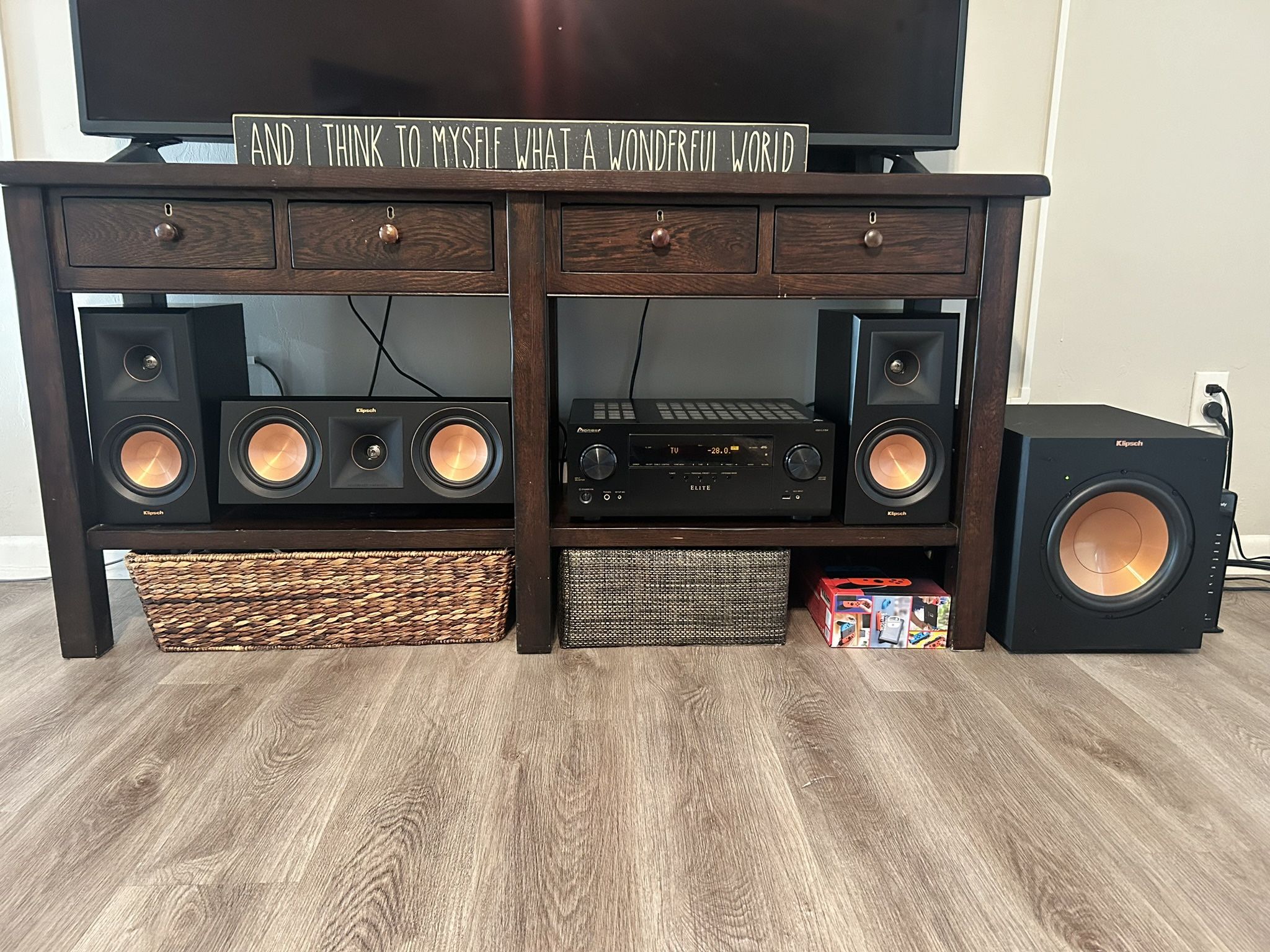 Home Theater sound system. Klipsch/SVS