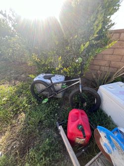BMX bike a couple of damages