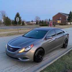 2011 HYUNDAI SONATA 