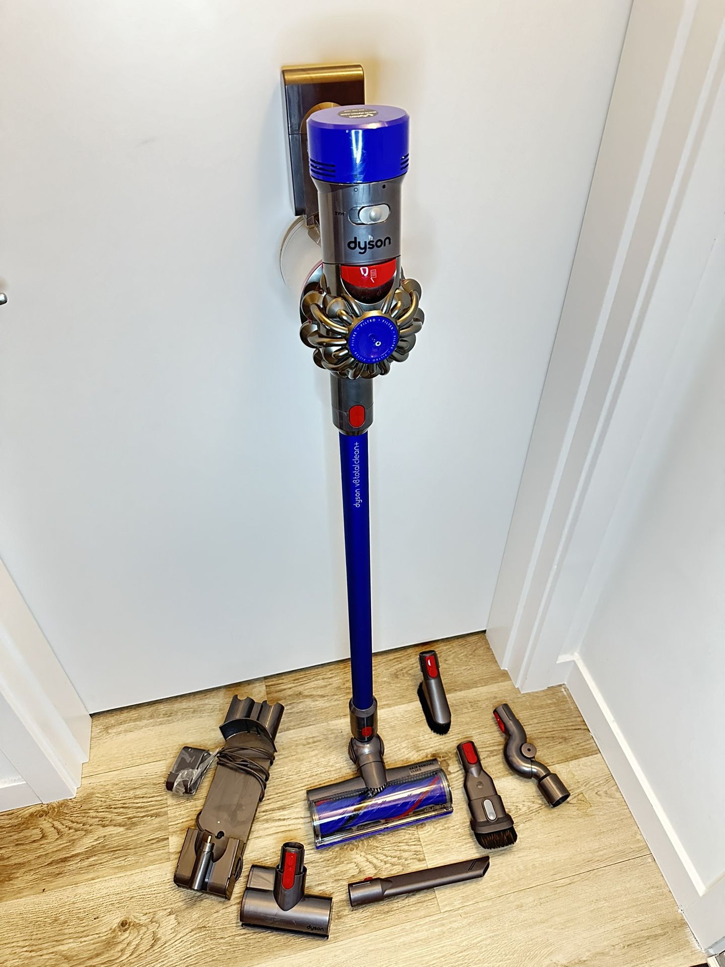 Dyson V8 Animal Plus Cordless Vacuum