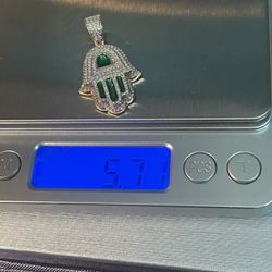 Diamond Hamsa Pendant (green)