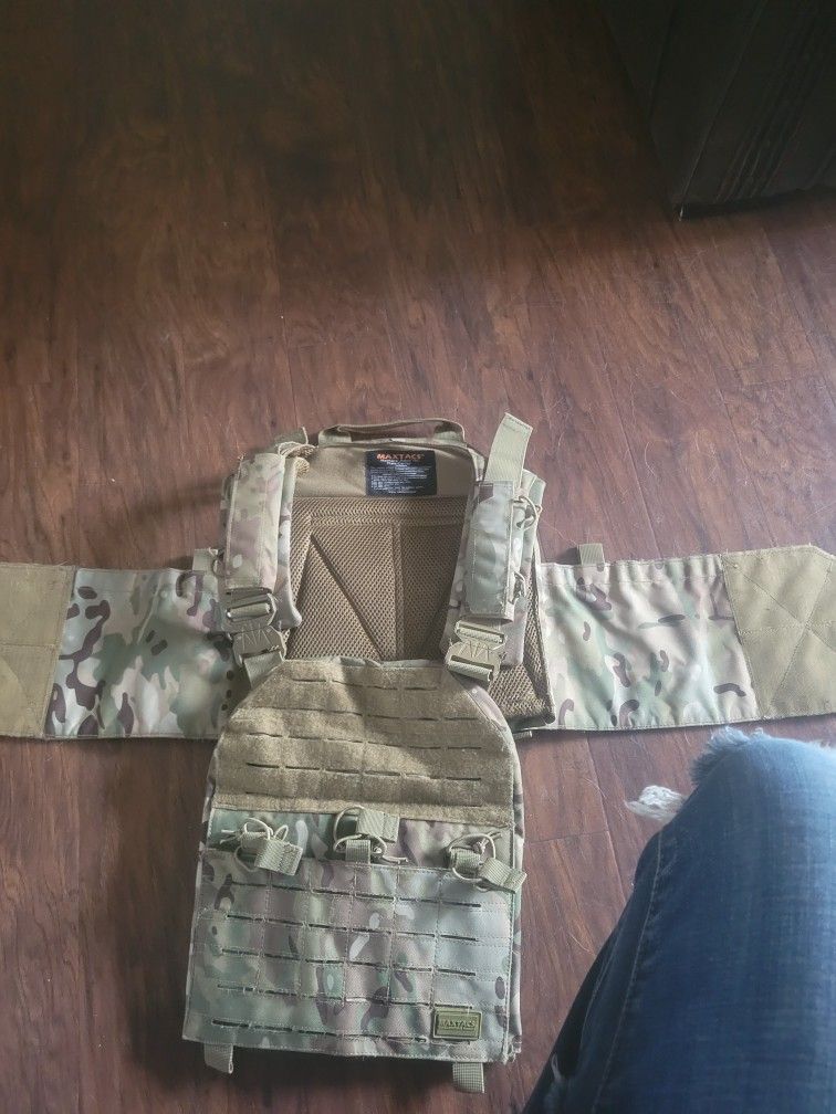 Maxtac Plate Carrier 