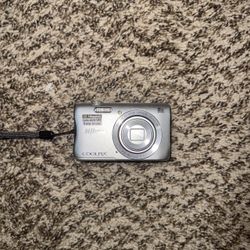 Nikon Silver and Grey Cameras-and-accessories(LL744)29