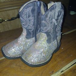 Girls Shyanne Sparkle Plenty Boots Size 5