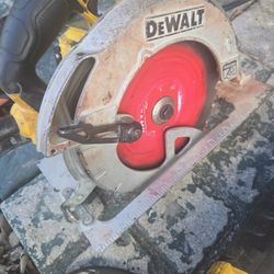 Dewalt 1/4 Skill Saw