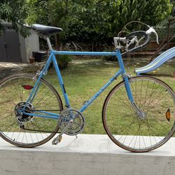 Vintage Tall Schwinn Le Tour Road Bicycle In Opaque Blue