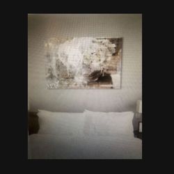 Oliver Gal ‘Serving Roses’ wall art canvas print