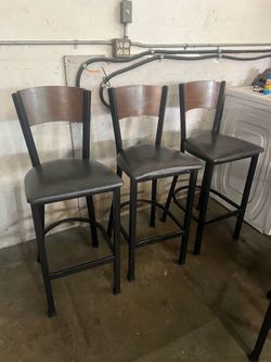 HEAVY DUTY BAR STOOLS GREY LEATHER/METAL