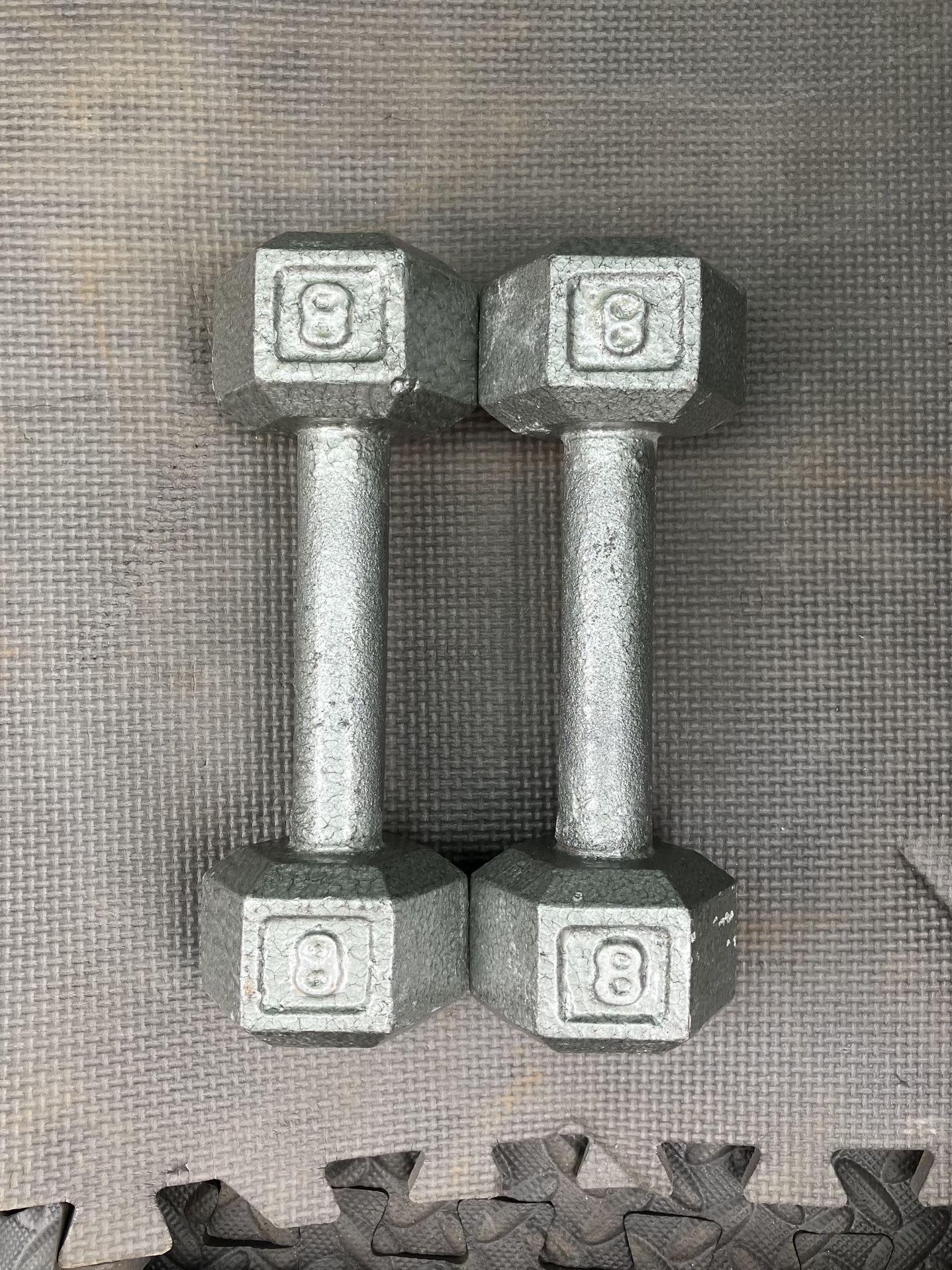 8 lb dumbbells dumbbell set 16 lbs total cast iron hex weights weight pair pounds pound 8lb 8lbs