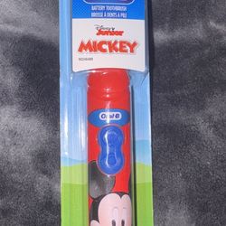 New Oral B Disney Mickey Battery Powered Toothbrush