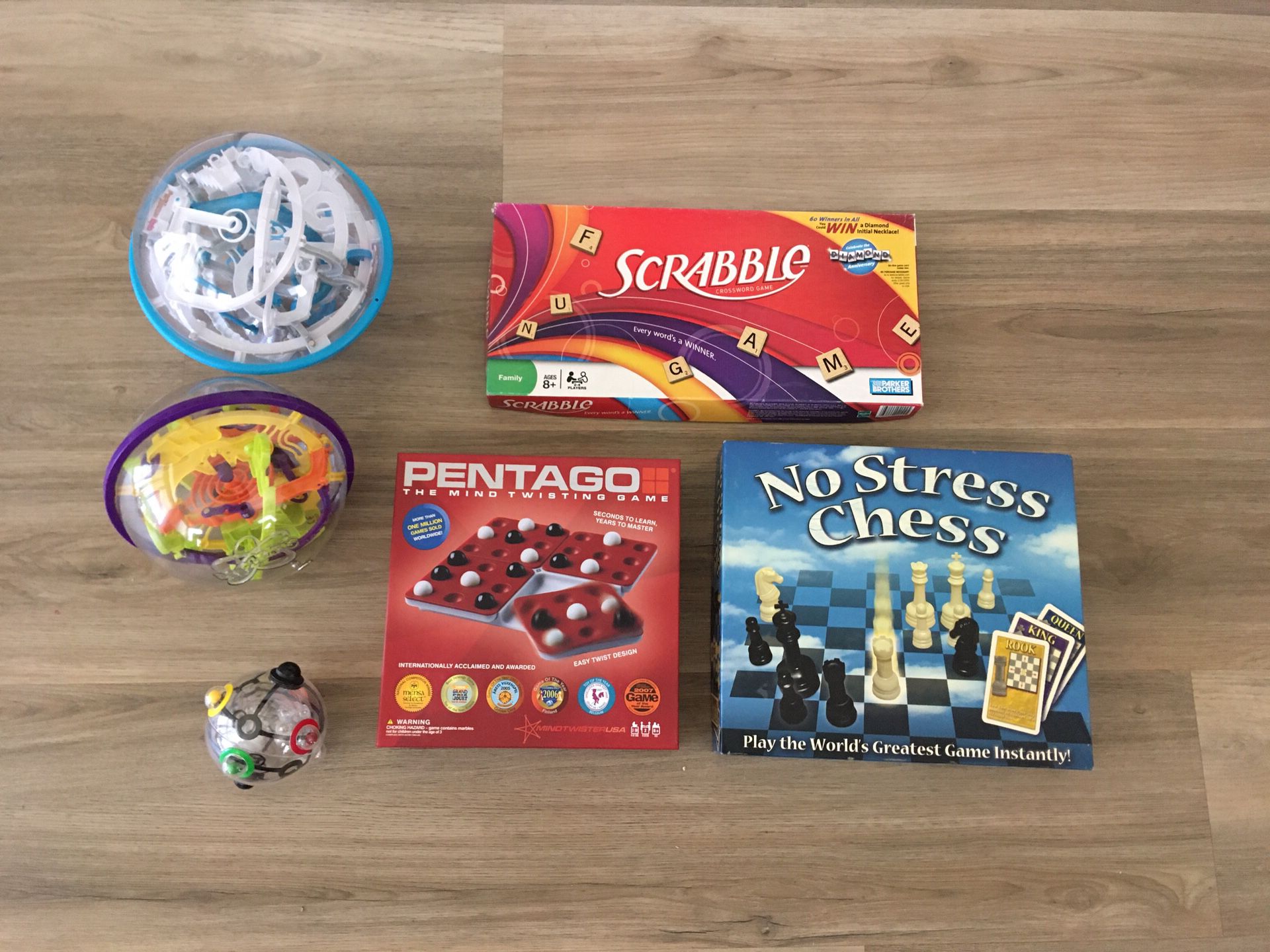 Board Games And 3D Puzzles Lot Of 6