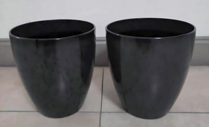 *** NEW LOW PRICE *** PAIR of 11" (Tall) Green/Blue Resin Planters (2 for $35) @ Lasting Creations