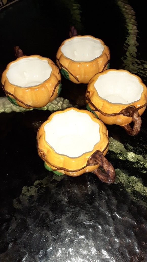 Cups 