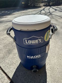 Igloo brand drink cooler