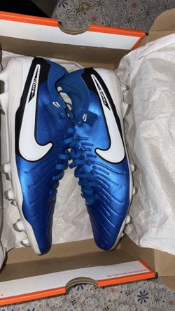 Soccer Cleats Tiempos