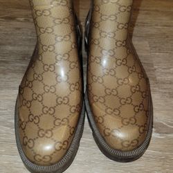 Gucci Rain Boots Size 38. 