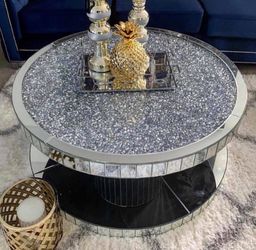 Accent mirrored furniture! Altamonte Springs