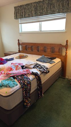 Cal king bed set