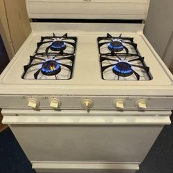 Magic Chef Stove