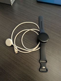 Google Pixel Watch 2 (WiFi) - Matte Black, charger included, lightly used