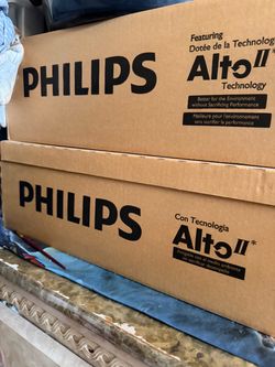 4 Boxes Philips ALTO II T8 Fluorescent Light Bulbs – 32W
