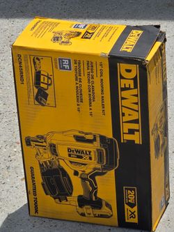 Brand New DEWALT 20V MAX Lithium-lon 15-Degree Electric Cordless Roofing Nailer Kit with 2.0Ah Battery Charger and Bag