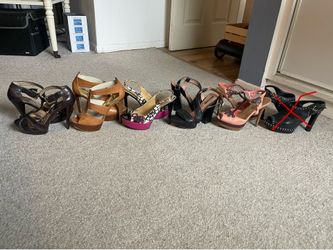 Women’s heels size 8