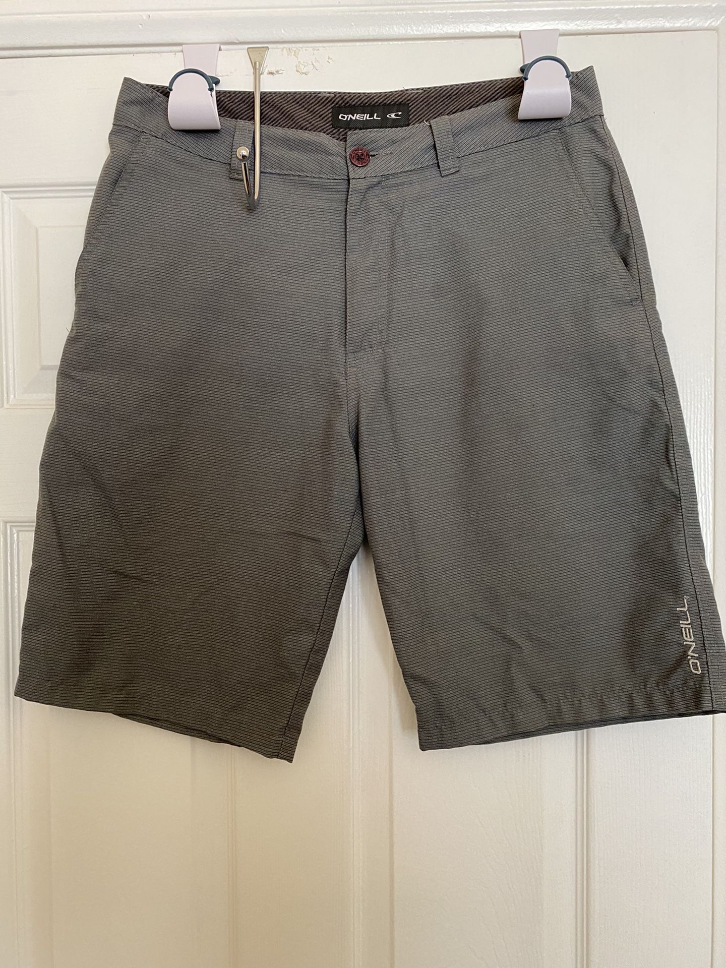 O Neill Shorts *Like New* Size 32