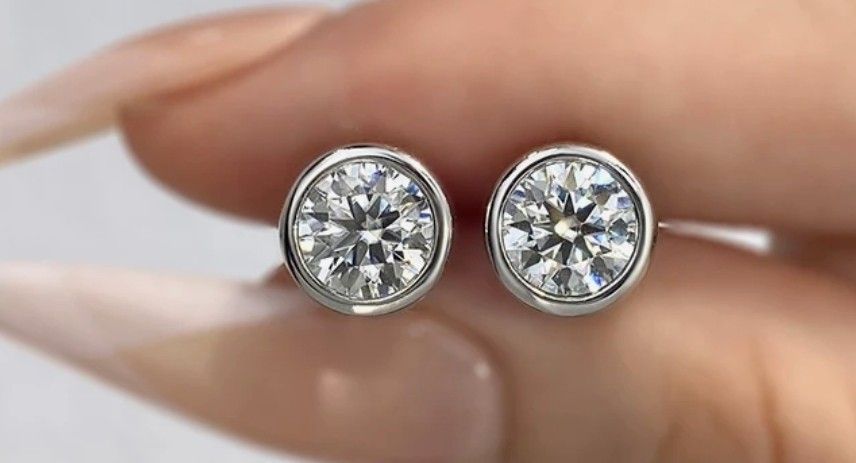 GRA Certified 2CTW Bezel Moissanite Diamond Stud earrings